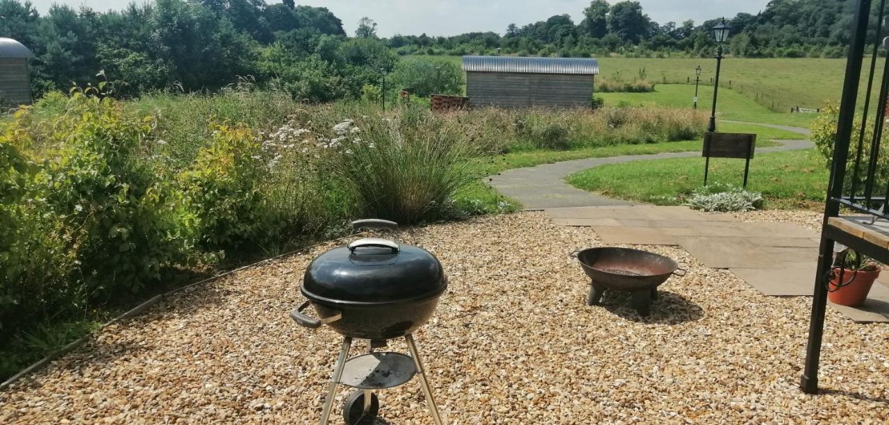 Villa Fair Farm Hideaway Waltham on the Wolds Exterior foto
